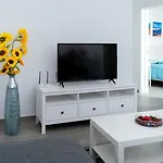 فيلة Comfortable Playa Roca Beachfront Access *