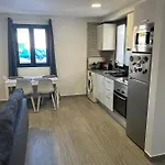 Comfortable Playa Roca Beachfront Access فيلة كوستا تاغيسي