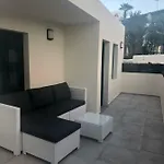 Comfortable Playa Roca Beachfront Access فيلة *