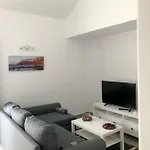 فيلة Comfortable Playa Roca Beachfront Access