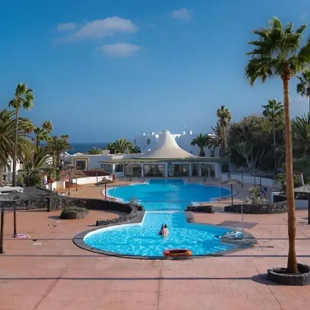 Comfortable Houses Playa Roca Beachfront Access