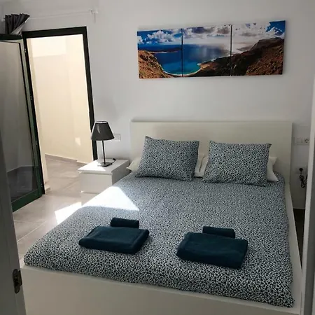 Comfortable Houses Playa Roca Beachfront Access Villa