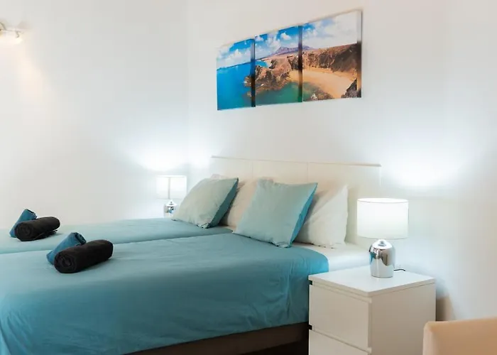 Comfortable Playa Roca Beachfront Access *