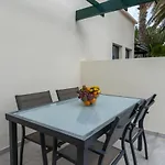 Comfortable Playa Roca Beachfront Access Βίλα