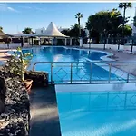 Comfortable Playa Roca Beachfront Access Costa Teguise