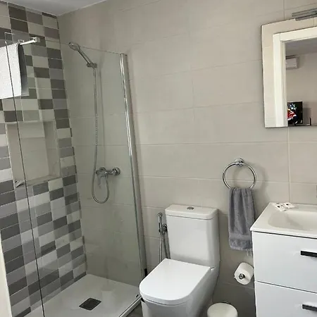 Comfortable Playa Roca Beachfront Access 别墅 *