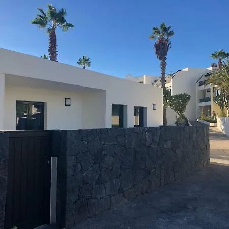 Luxury Casa Playa Roca Bord De Villa Costa Teguise