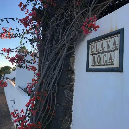 Comfortable Playa Roca Beachfront Access Villa
