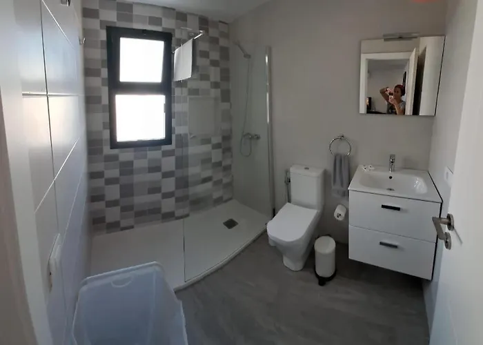 ヴィラ Comfortable Playa Roca Beachfront Access コスタ・テギセ